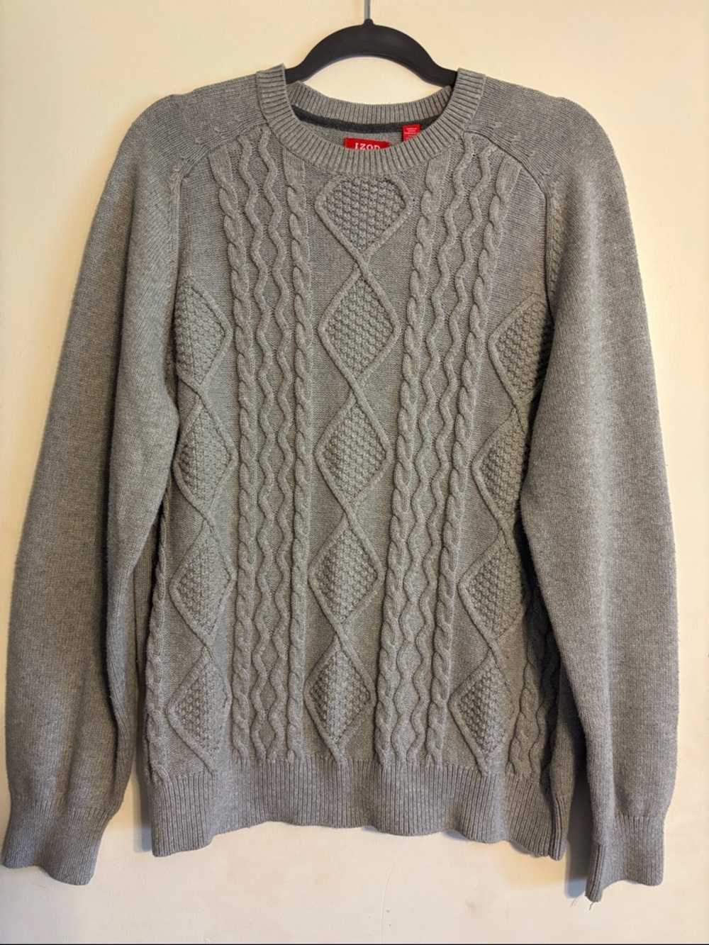 IZOD Men's Light Gray Cable Crewneck Sweater